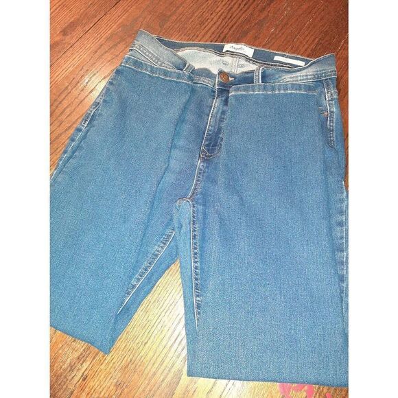 Size 10 Angels Forever Young Signature  Denim Blue Jeans Mid Rise - Picture 3 of 4